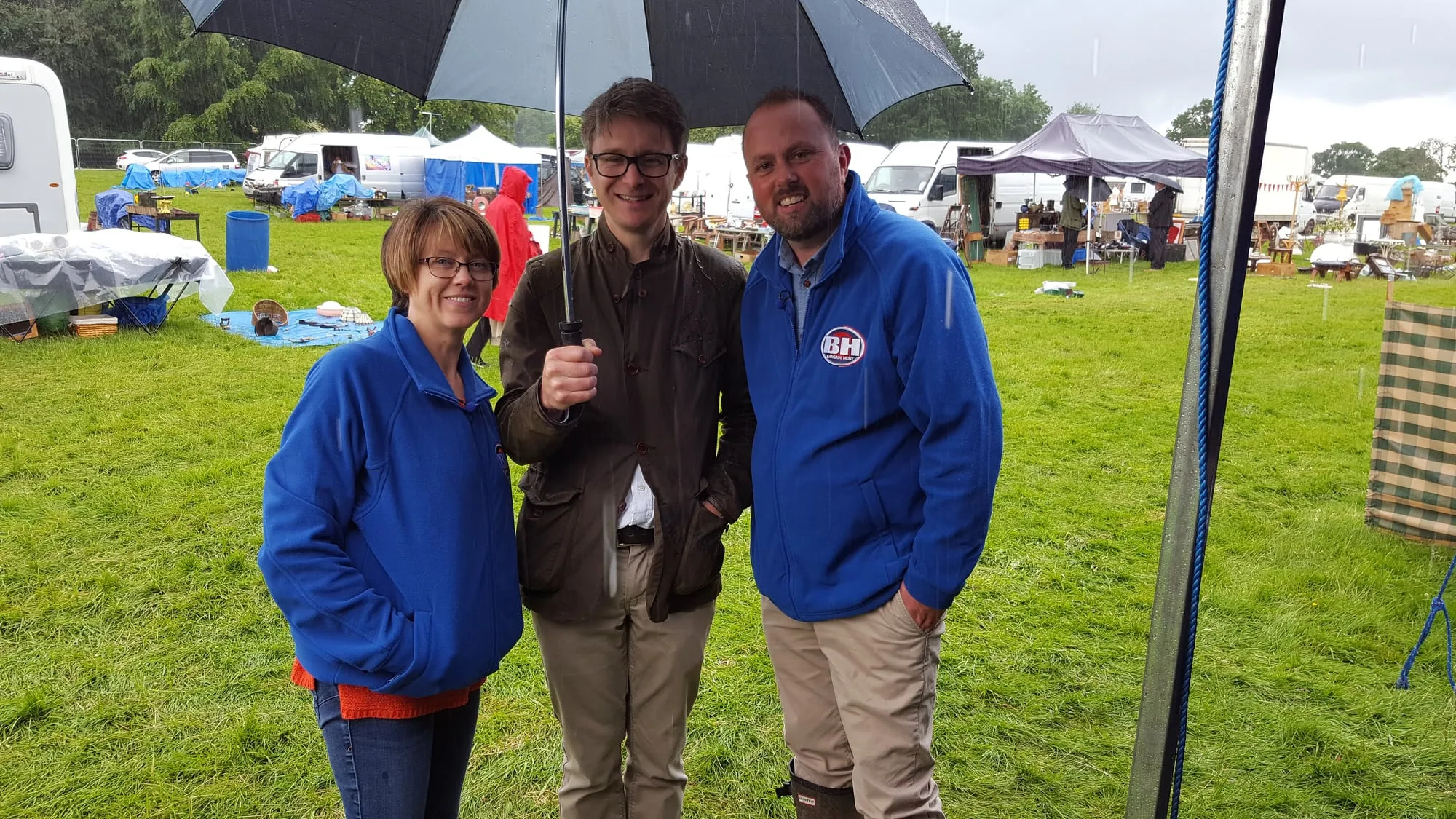 canal boat builders meet bargain hunt
