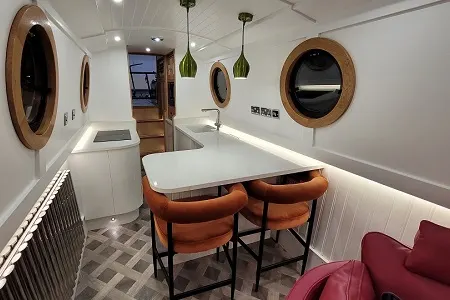 narrowboat builders Aqua Narrowboats