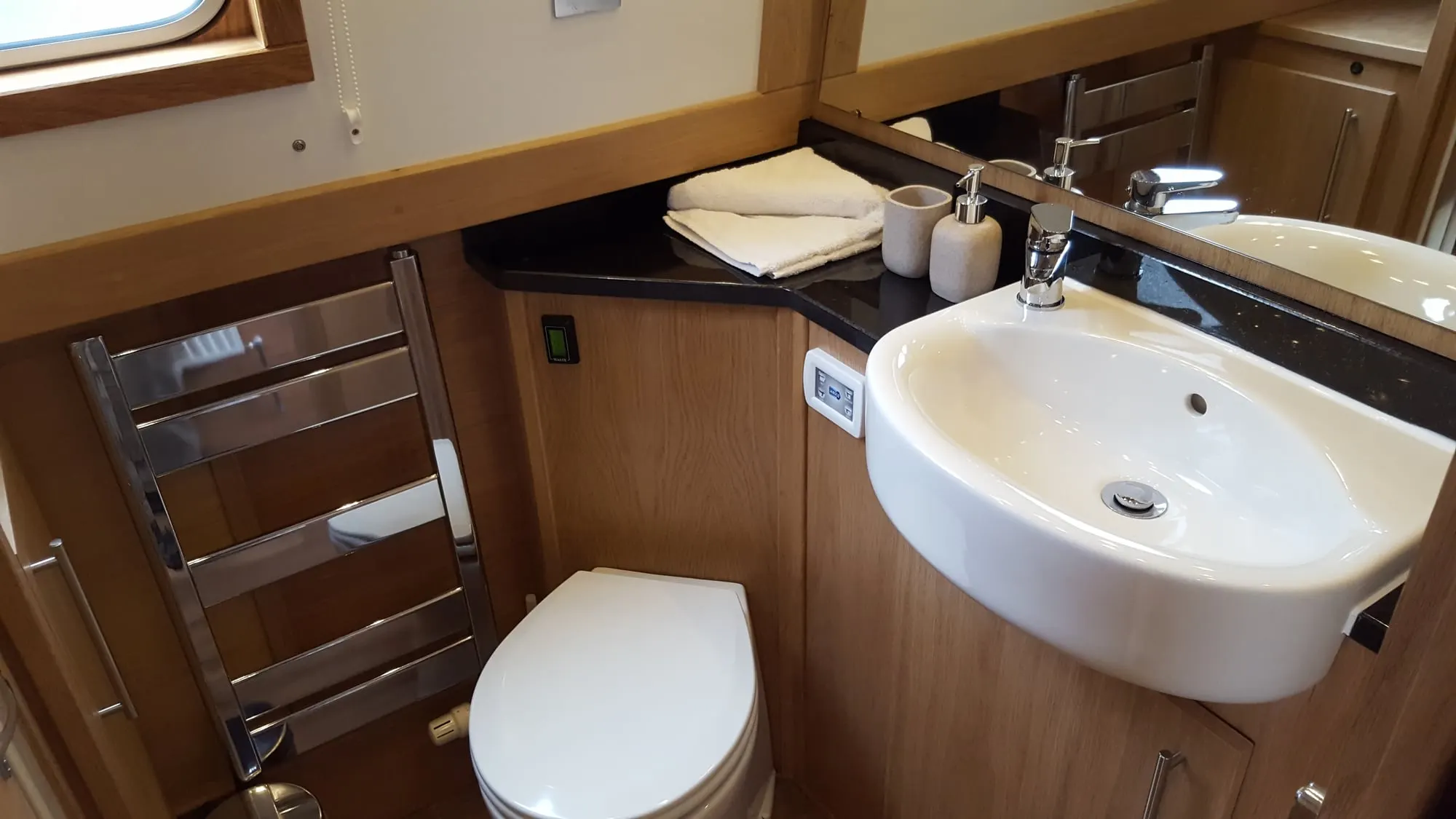 Narrowboat Hire