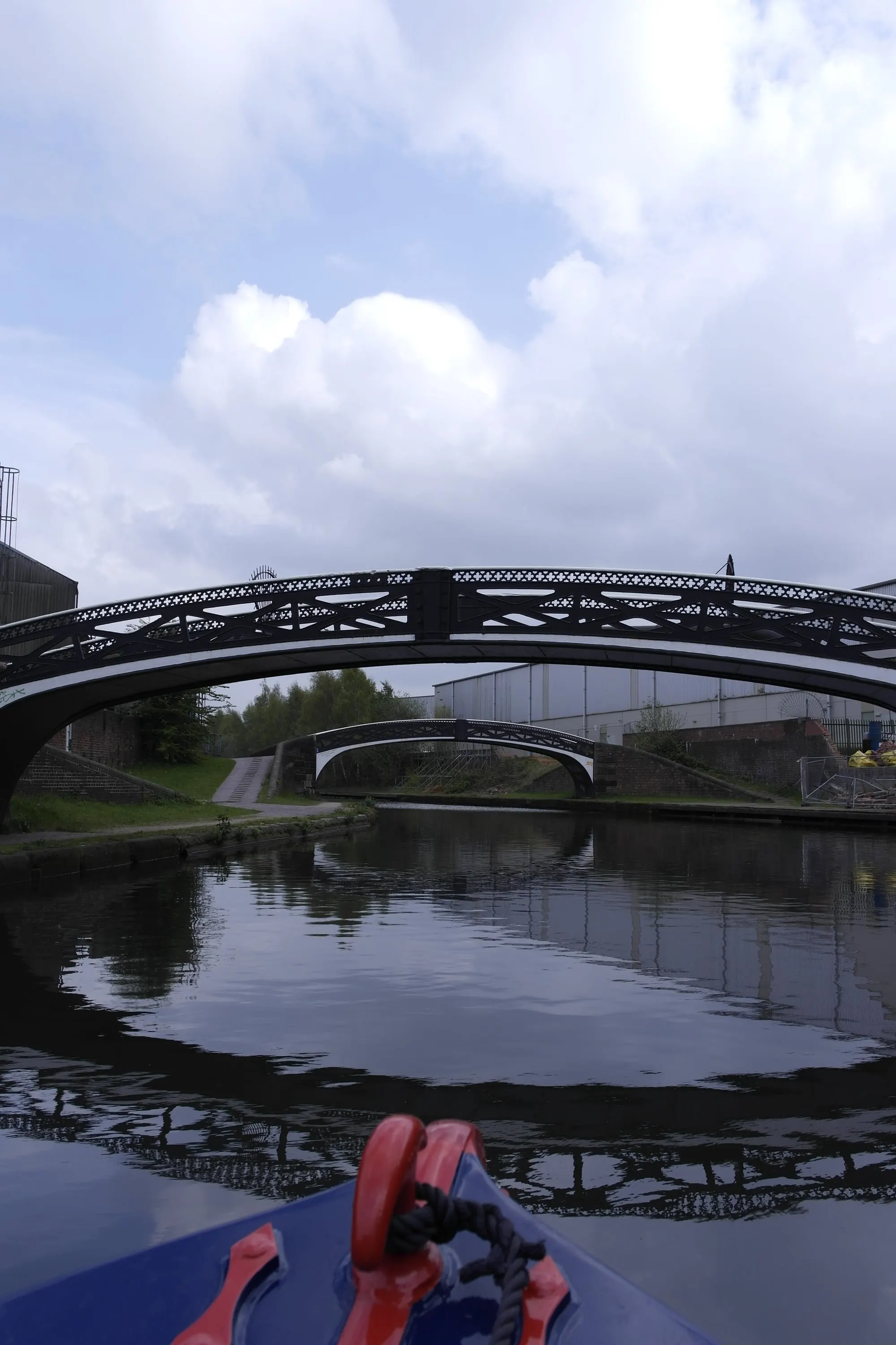 luxury canal boat holiday