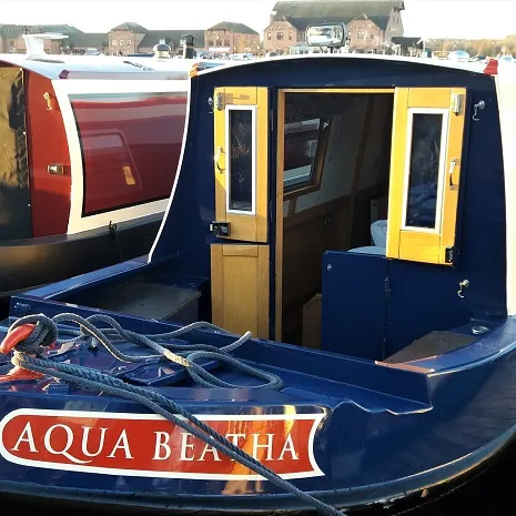 Aqua Narrowboats Luxury Hire Boats