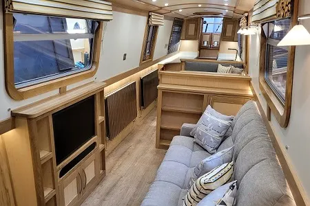 narrowboat builders