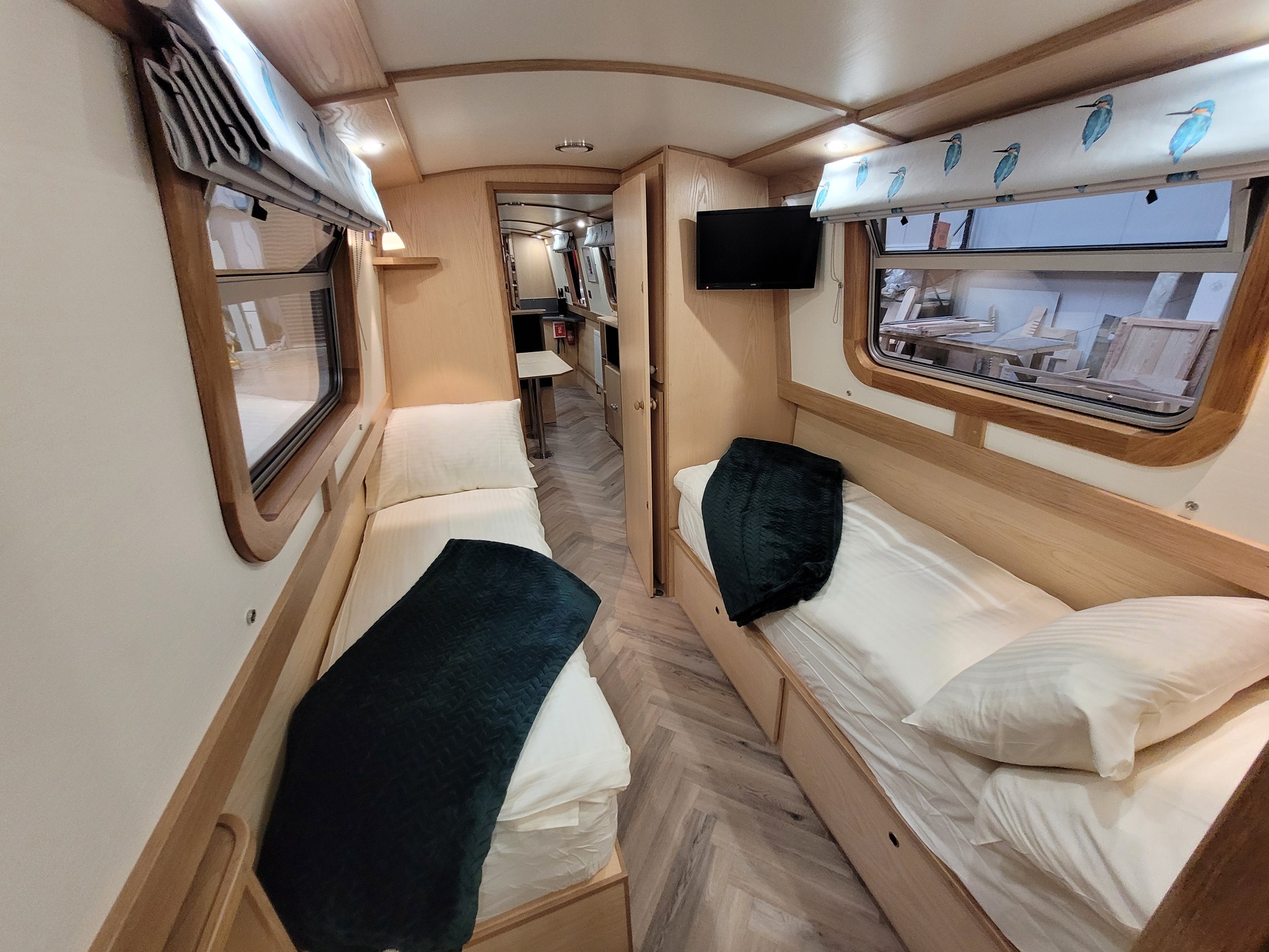 Aqua Spirit Mid Cabin twin room