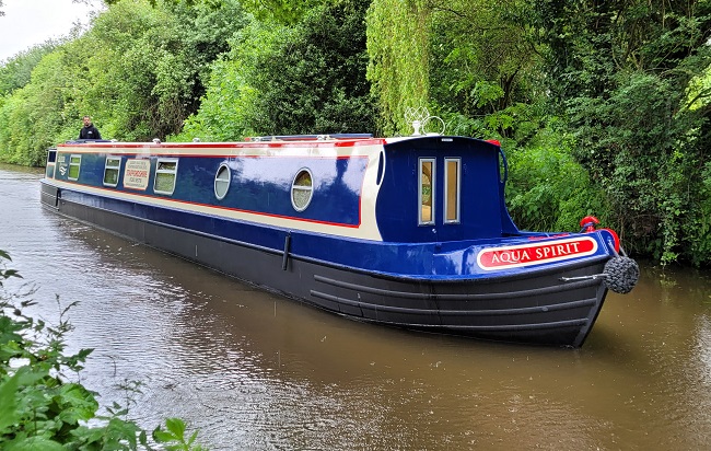 Luxury Canal Boat Hire