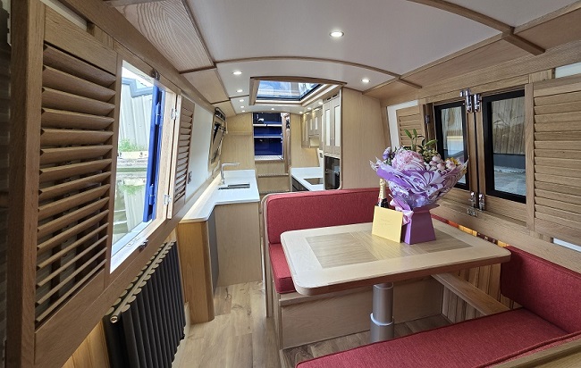 Luxury Narrowboat Hire